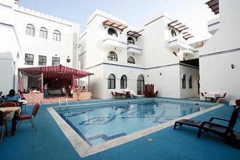 Beach Hotel Muscat Facilități foto